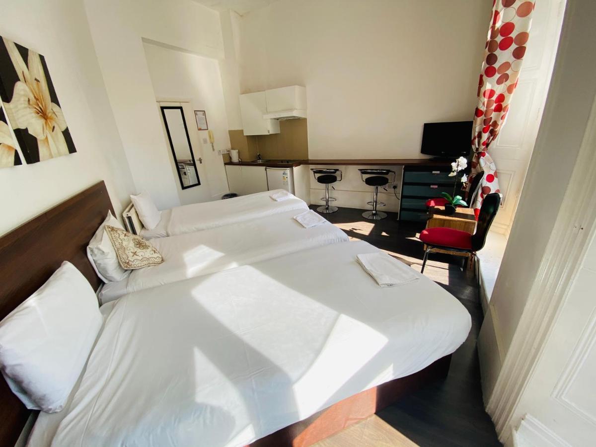 St. George'S Apartments *