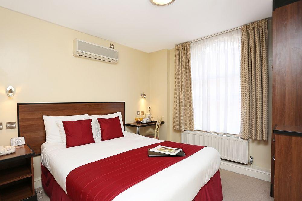 Elysee Hyde Park Hotel 3*