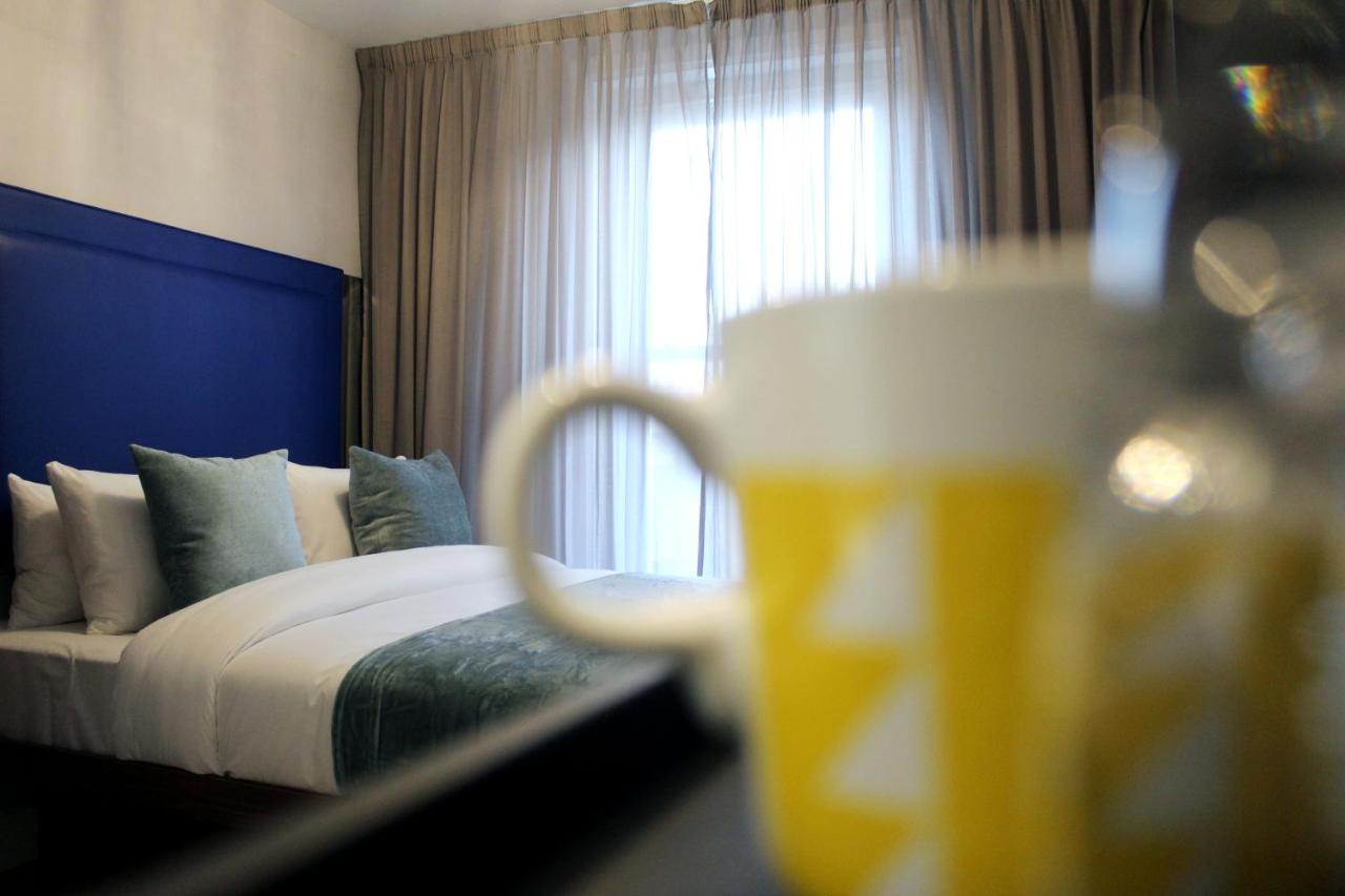 Cg Kensington London