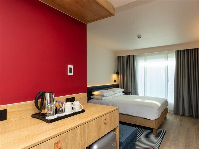 Hampton By Hilton Park Royal 3* London