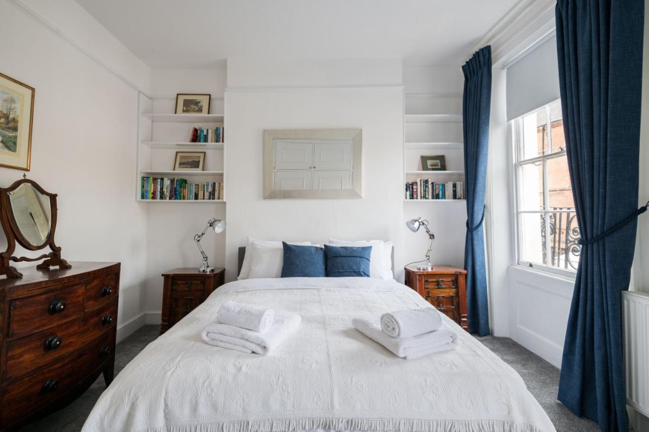 Apartment Stylish Sloane Square Close To Victoria By Underthedoormat *