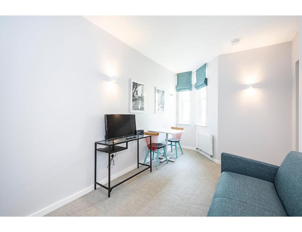 Trendy Studios, Primrose Hill - Sk *