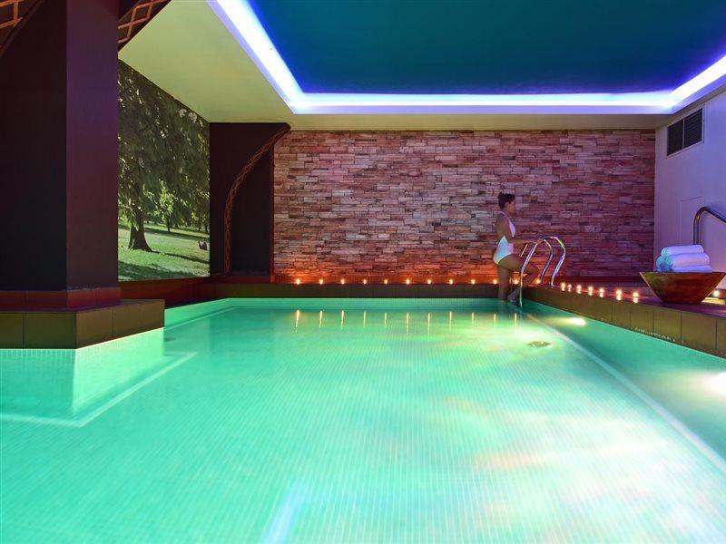 Pestana Chelsea Bridge & 4* London