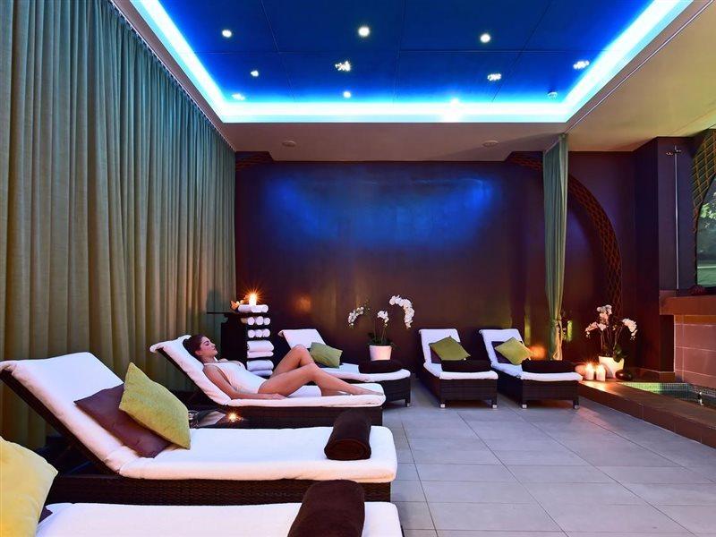 Pestana Chelsea Bridge & London