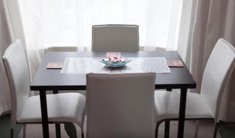 Acomodação com café da manhã  Home2home-rooms