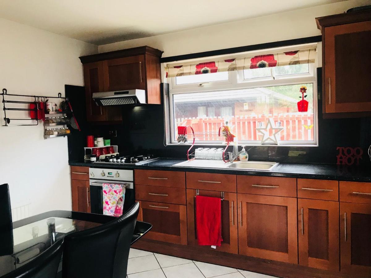 Casa de férias Spacious House 15min To Canary Wharf/o2/excel/central Londres