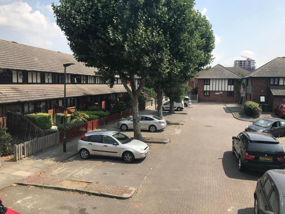 Casa de férias Spacious House 15min To Canary Wharf/o2/excel/central Londres
