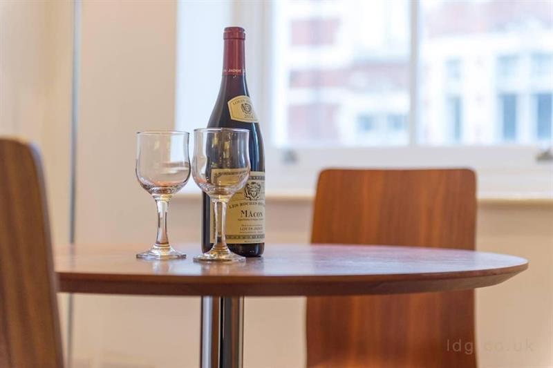 Ideal One Bedroom Close To Oxford Circus Area, Vr Apartment *