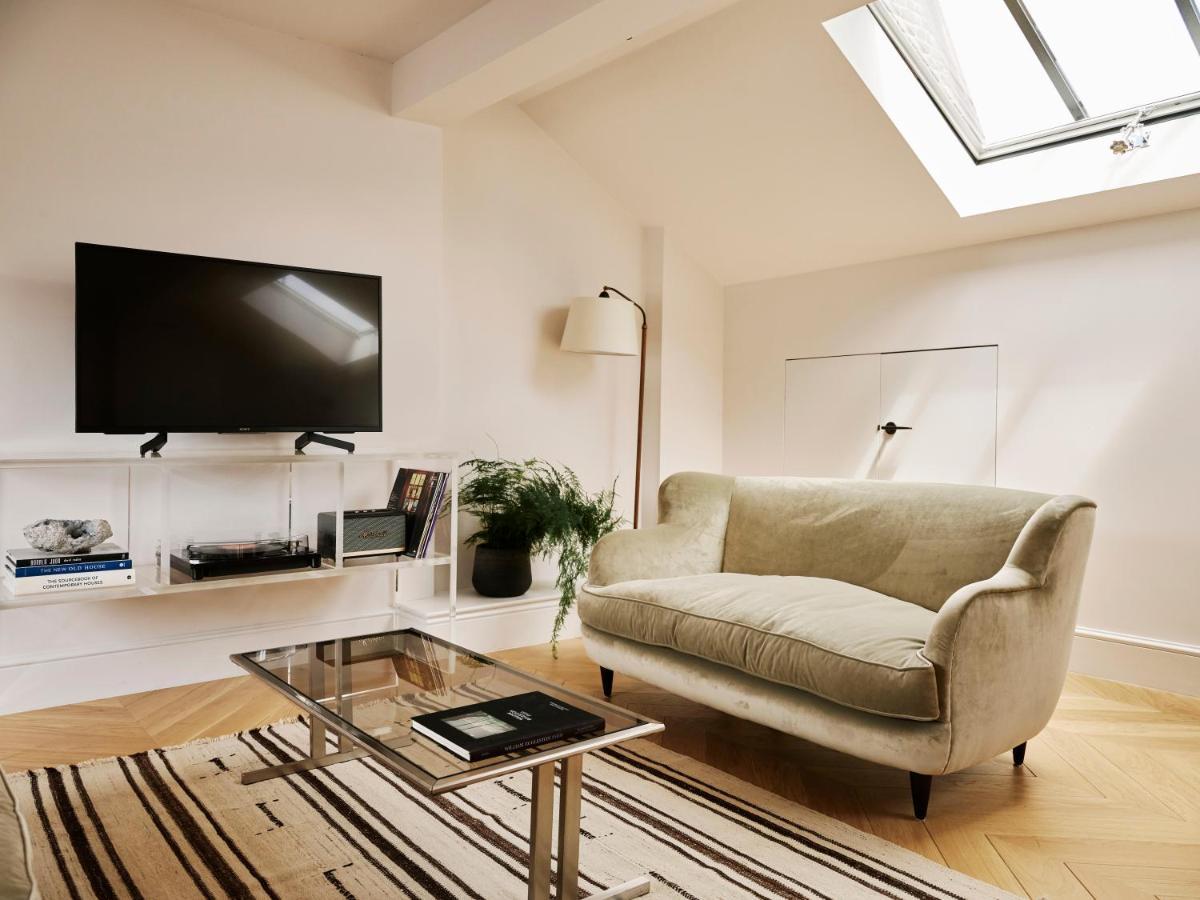 Weymouth Mews 4* London