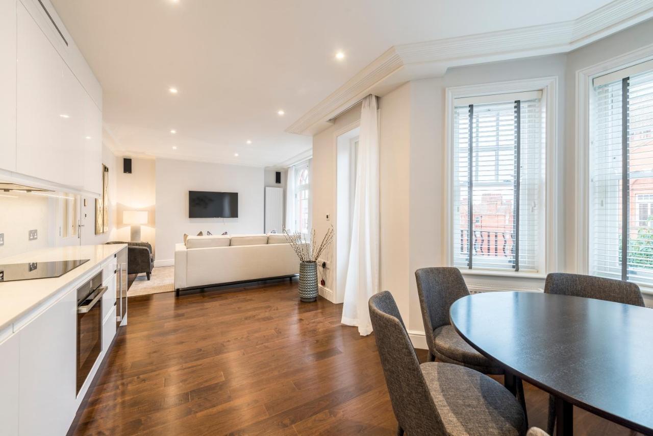 Hamlet Gardens Apartment London