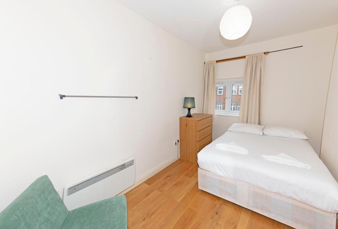 Holiday home Stamford Bridge *