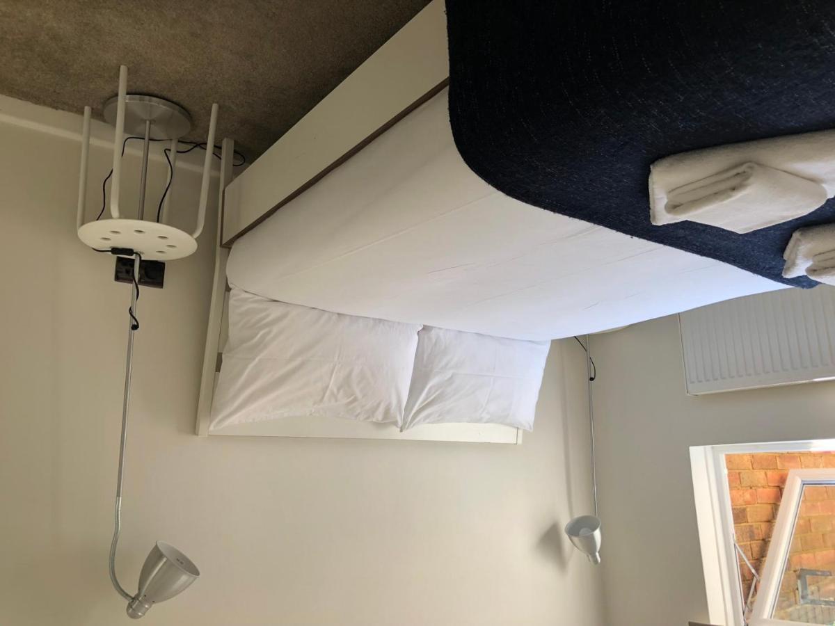 Marble Balham House Apartment London