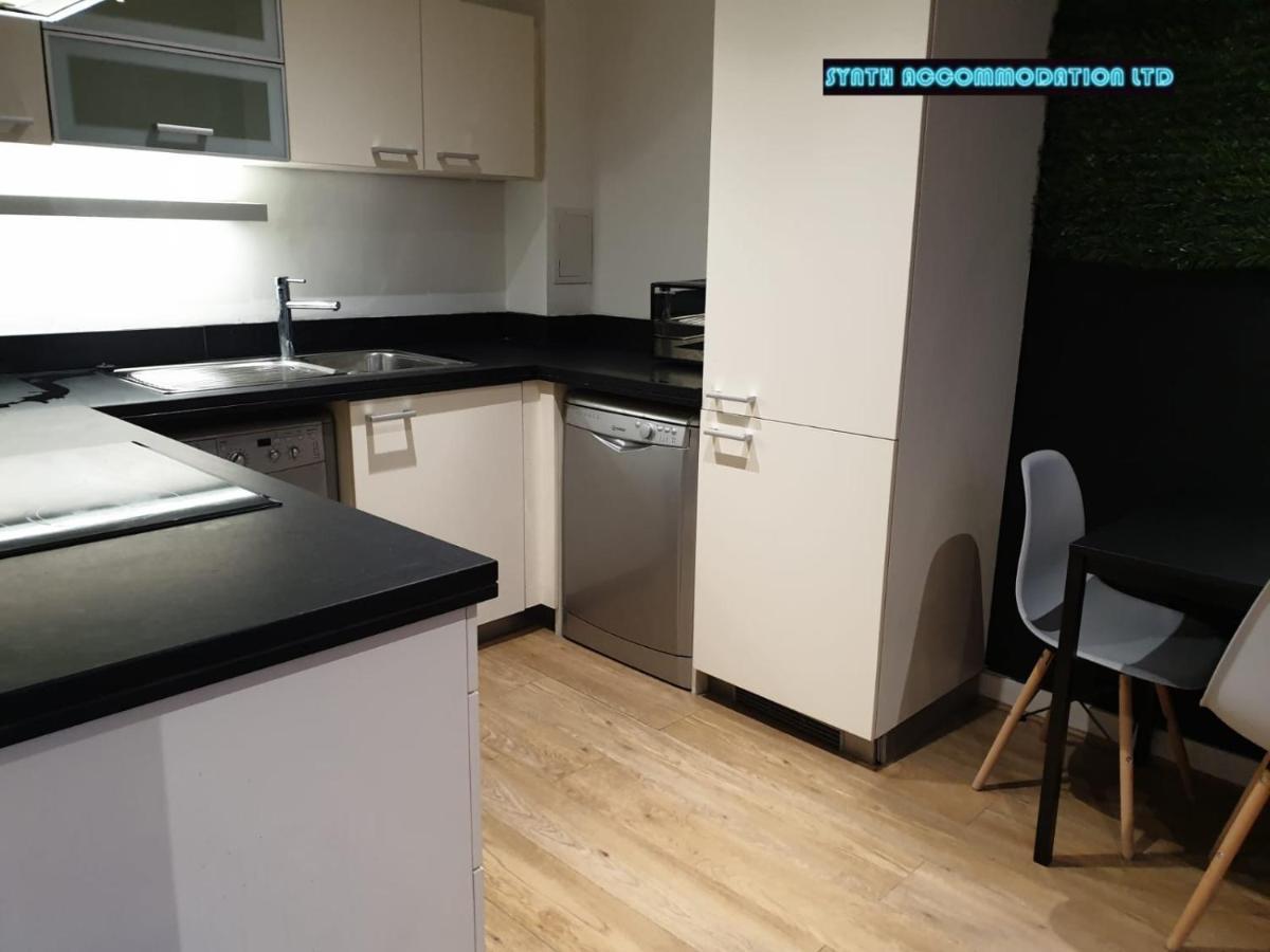 80s Retro 1 Bedroom Serviced Canary Wharf Perfect For Corporate Business Families & Leisure Guests Apartamento *