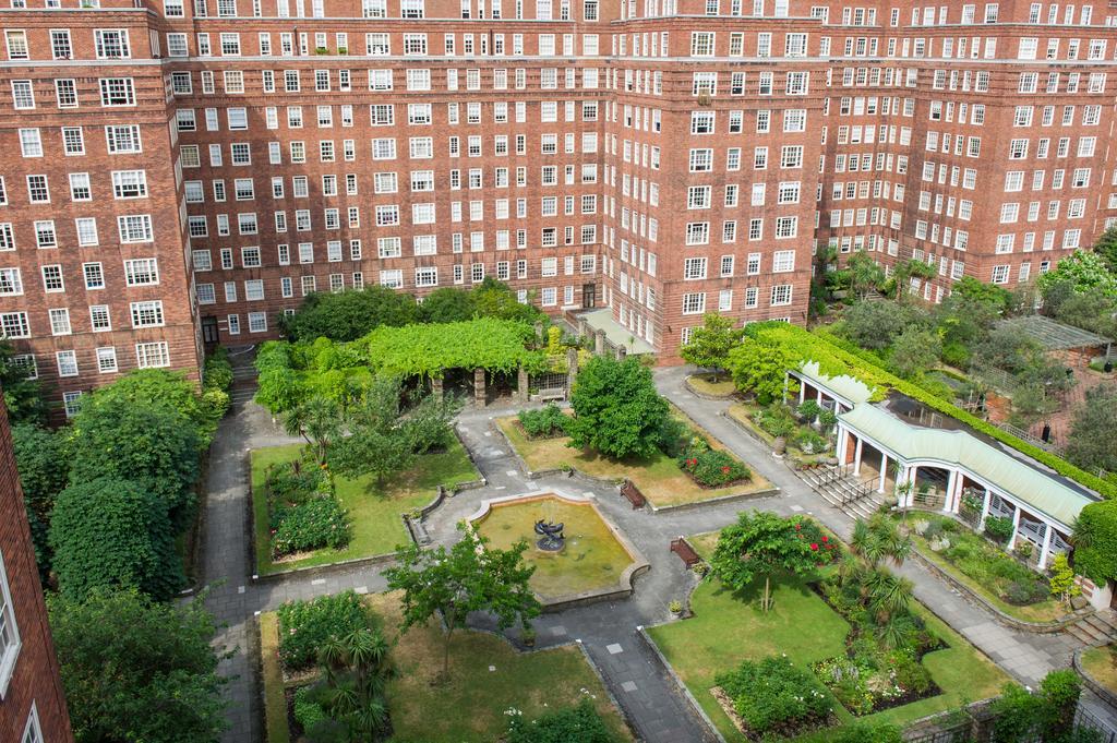 Dolphin House Serviced Hotel London