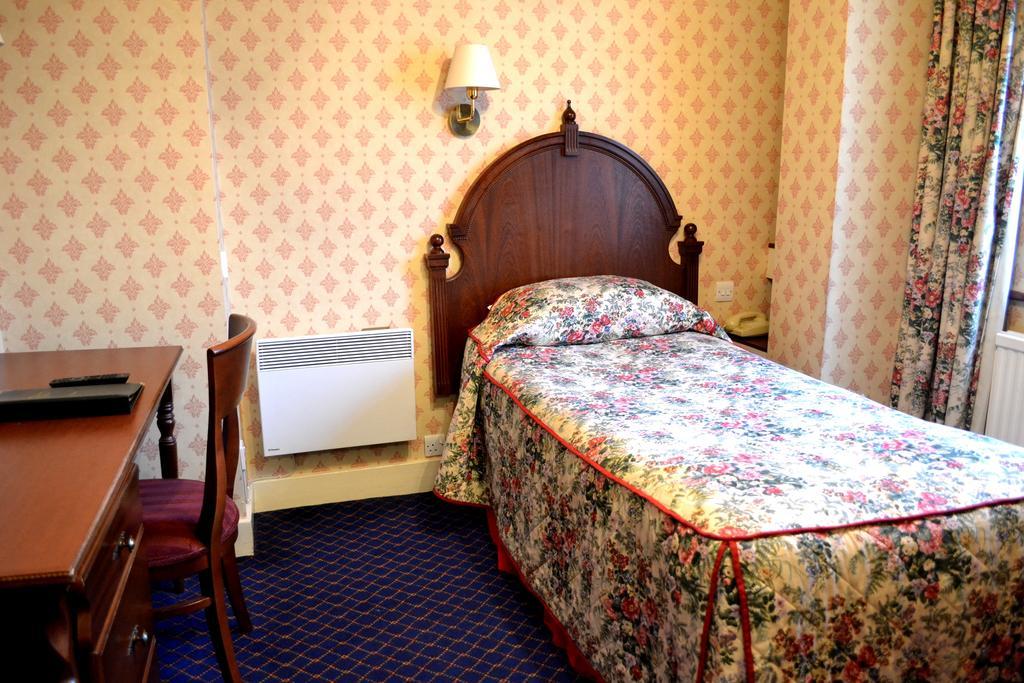 The Westland 3* London