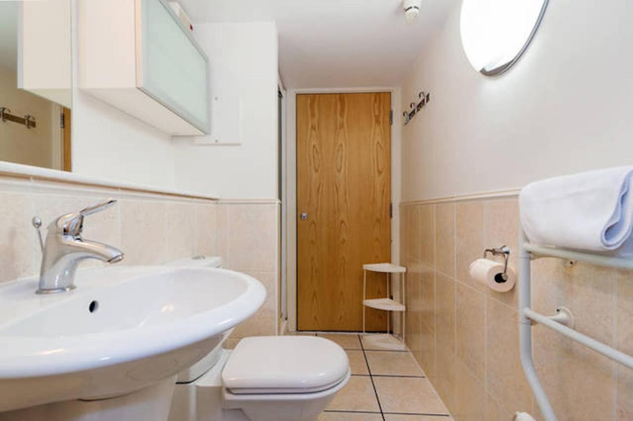 Apartment 2-bed, 2-bath Sanctuary Near Holborn Station, Covent Garden & West End London