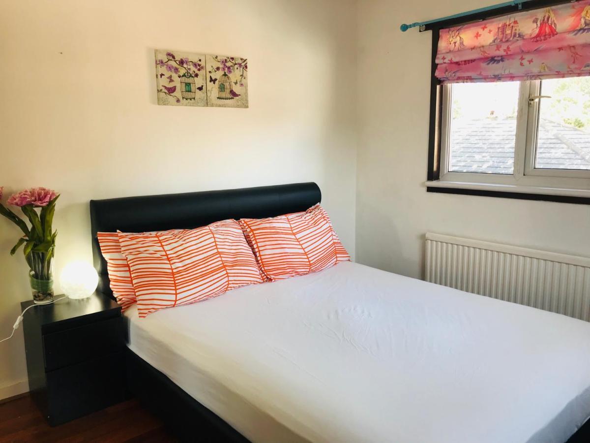 Spacious House 15min To Canary Wharf/o2/excel/central Casa de férias