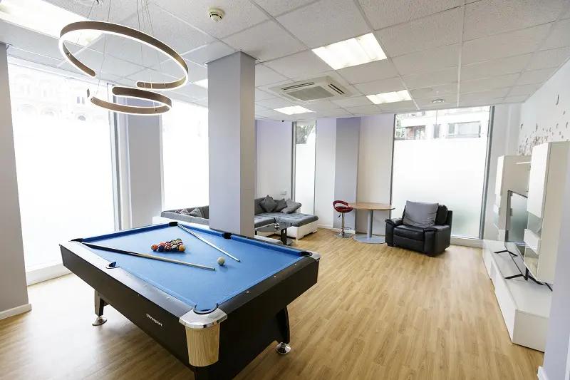 Apartment Bloomfield Court London