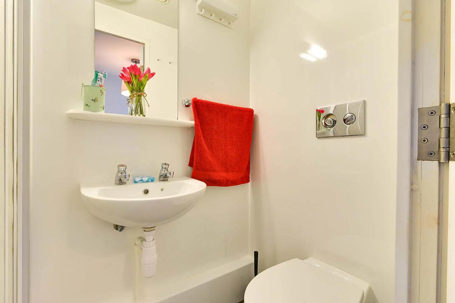Bloomfield Court Apartment London