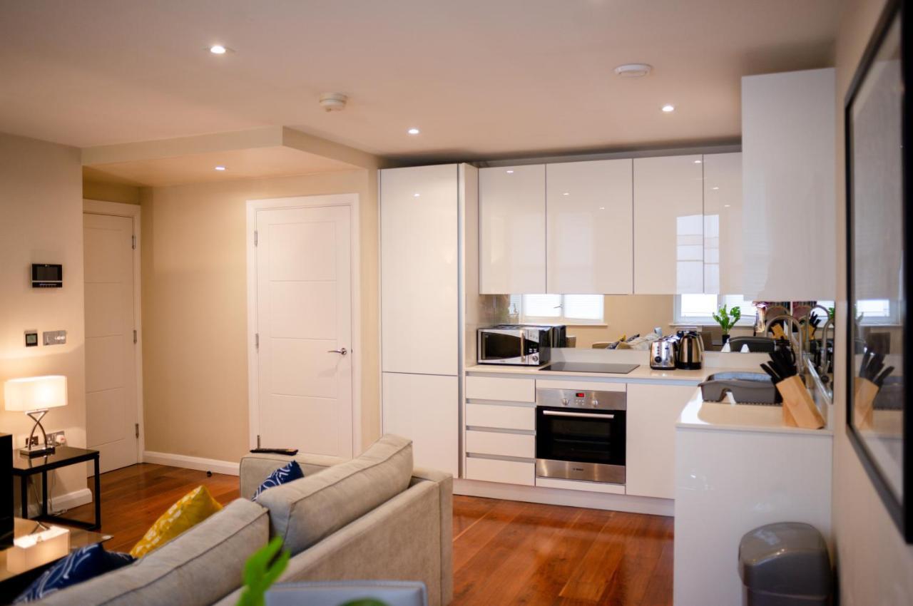 One Bed Serviced Apt Near Holborn In Chancery Lane Apartment