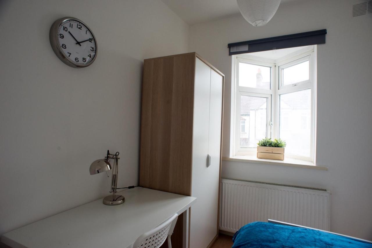 Tooting Bec Rooms By Primecityhosts * London