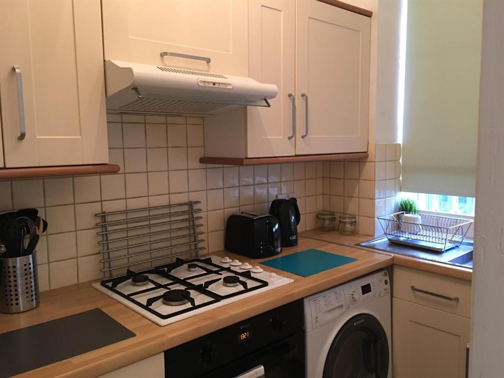 Marble Effra Court London