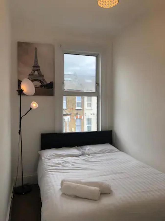 Entire 2 Bed-Room Flat Near Portobello Market Apartment *