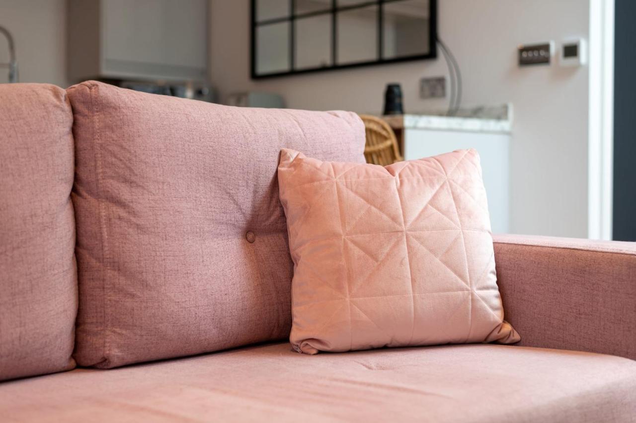 Casa de férias Guestready - Unique Near Wimbledon With Gorgeous Deck And Parking Londres