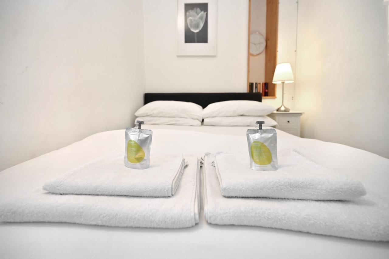 Nice - Great Portland St, Regents Pk, Euston London
