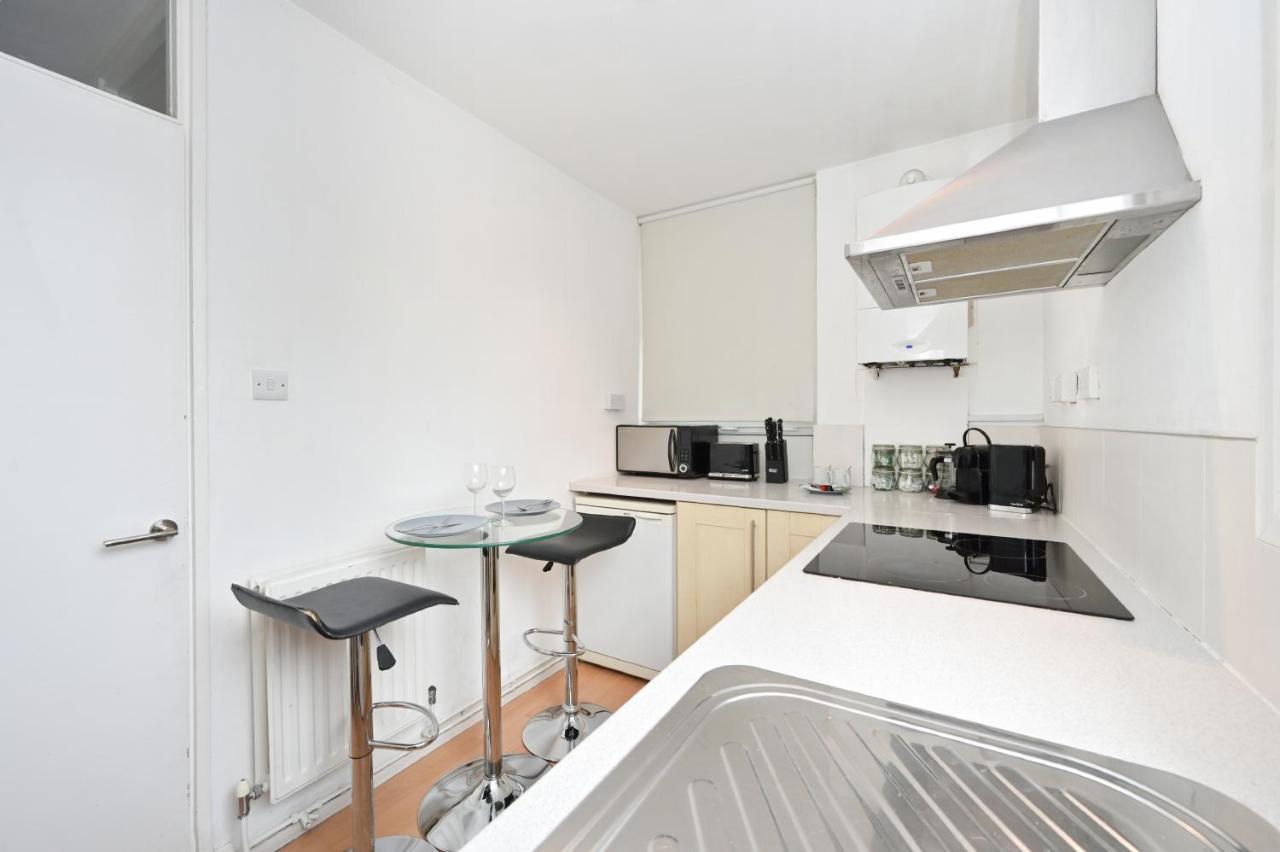 Nice - Great Portland St, Regents Pk, Euston * London