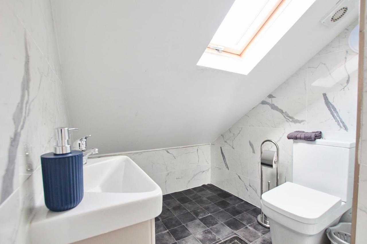 The Boutique Gems Of London Apartment