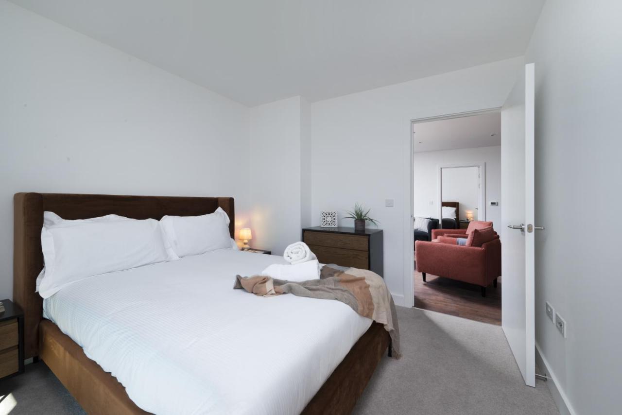 Modern And At Barking Wharf In Apartment London