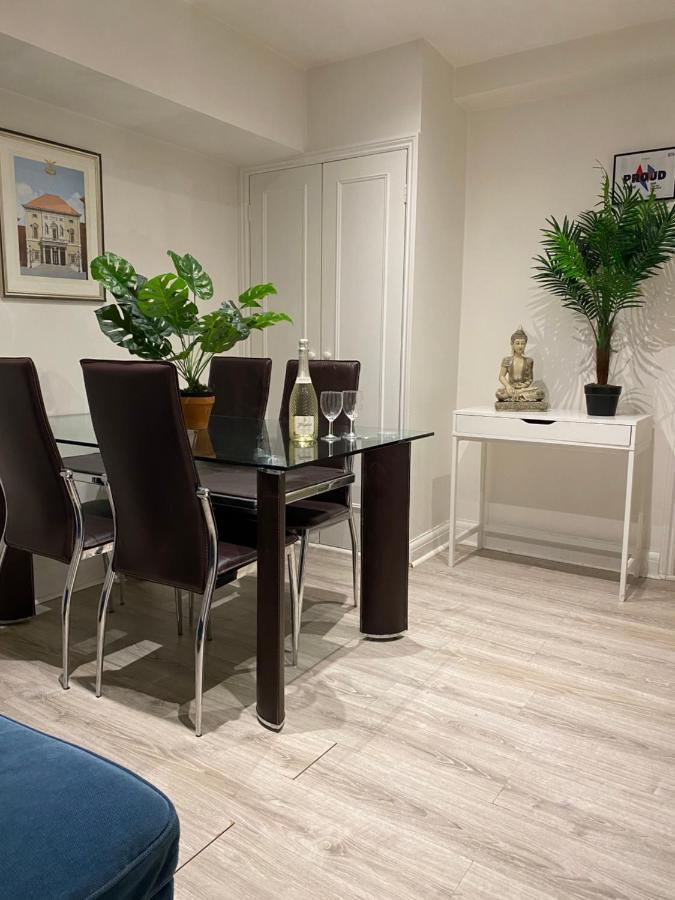 Apartment Chelsea Victorian Gem London