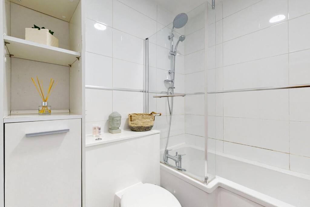 Fantastic 2 Bedroom Flat Near To Notting Hill Ferienhaus *
