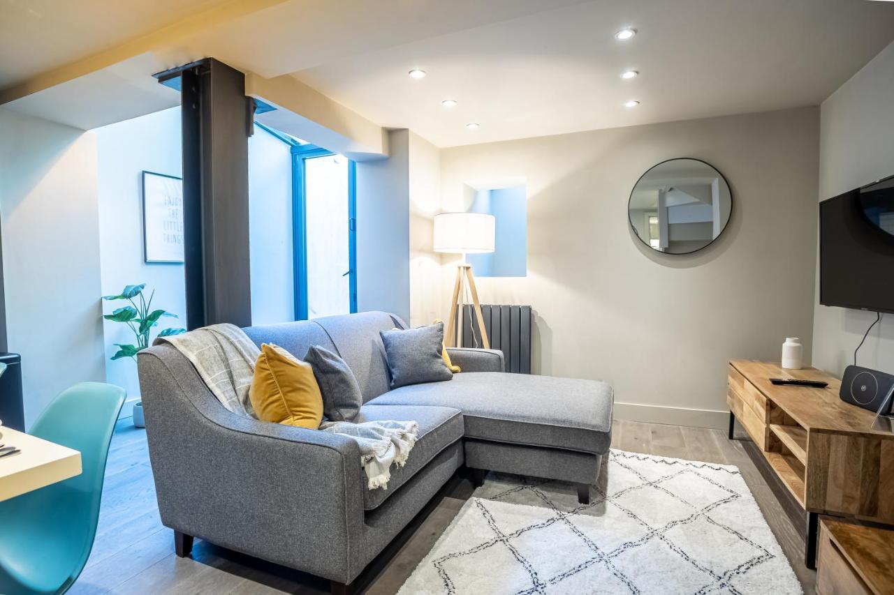 Modern Two Bedroom In Fulham By Sojo * London