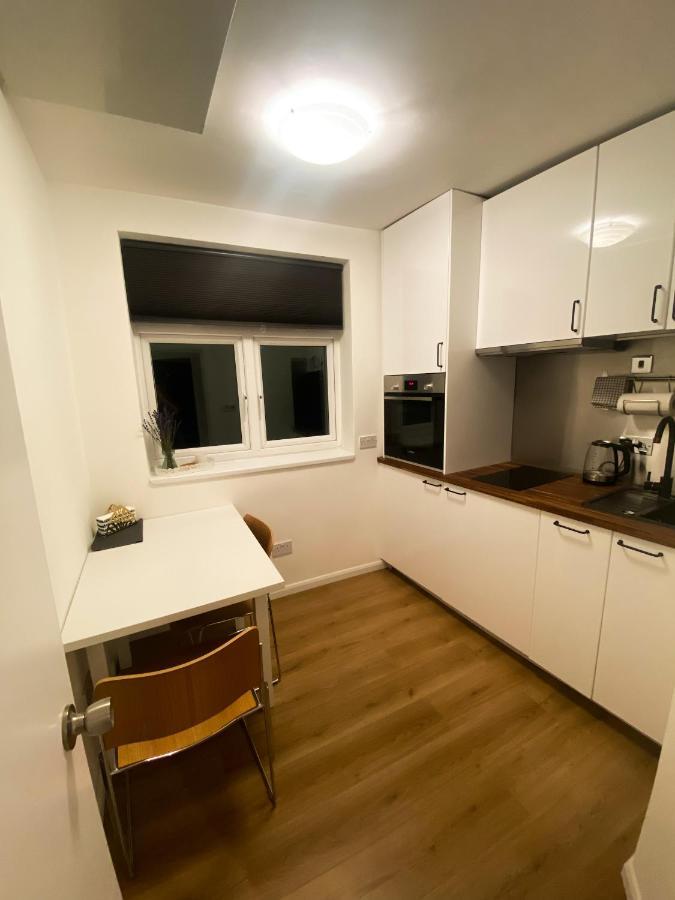 Lovely One Bedroom Flat In The Heart Of *