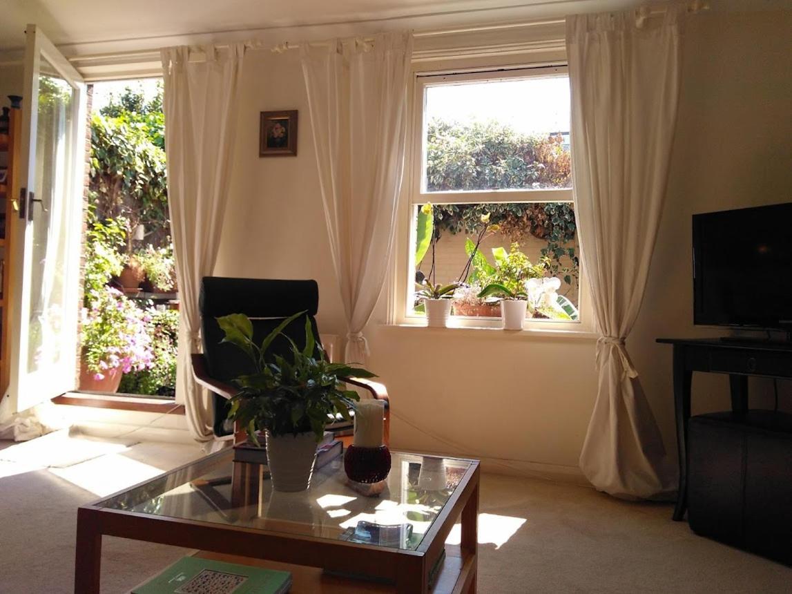 Homestay Double With Bathroom In - Vauxhall *