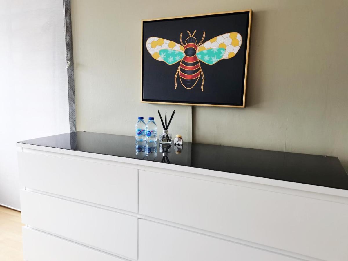 Charming Town Studio Flat, Tower Bridge Apartment London