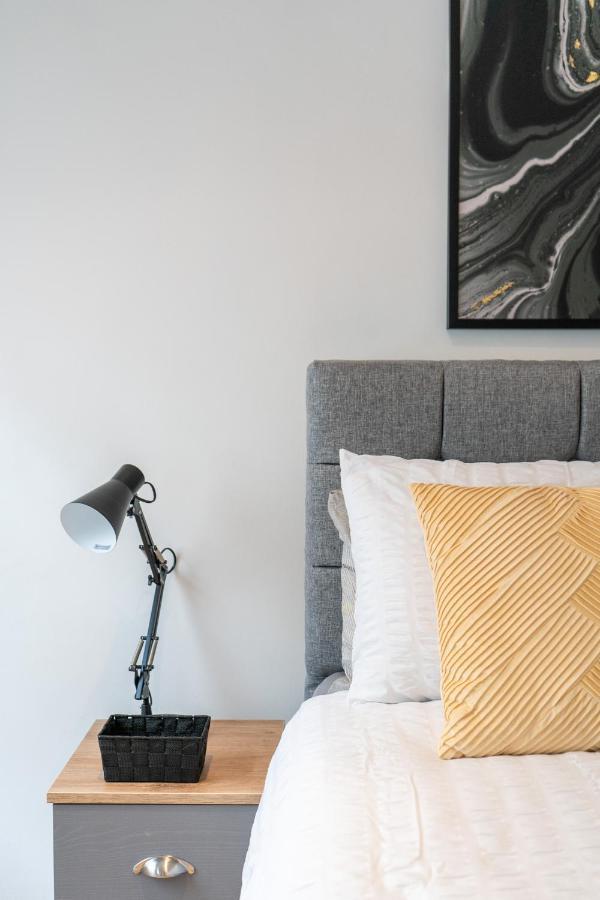 Livestay-fabulous One Bed On Covent Garden Apartment