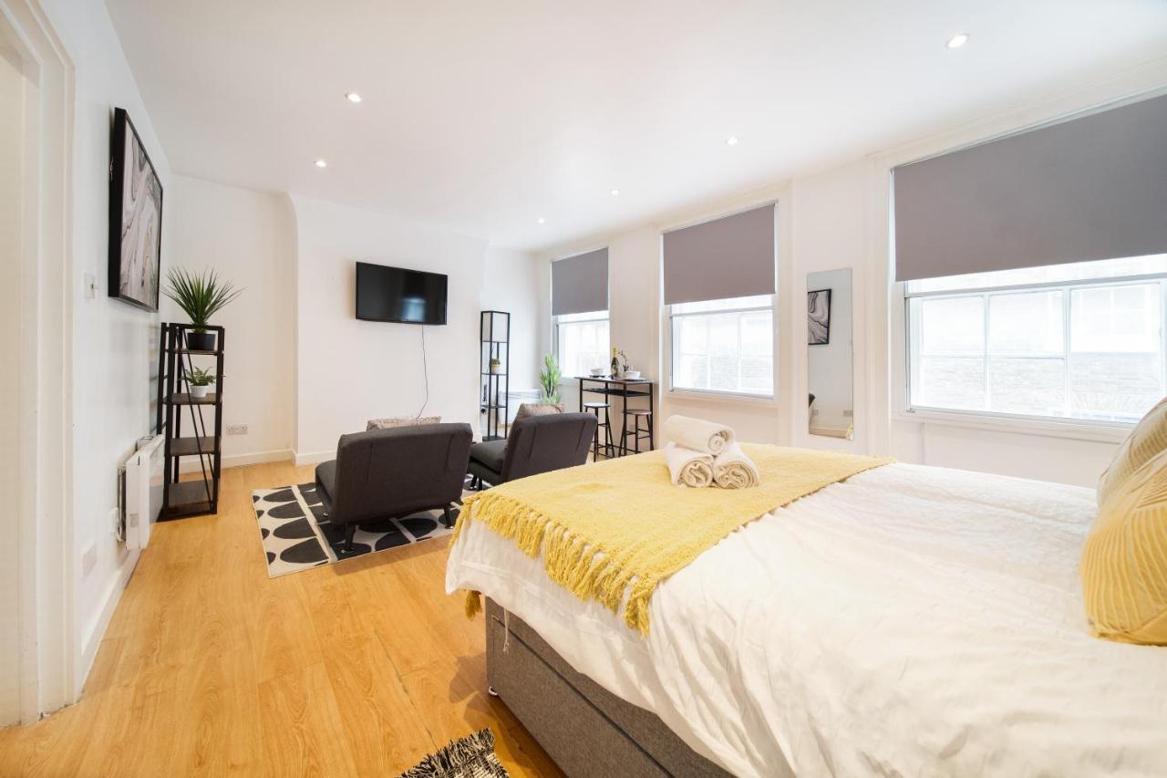 Livestay-fabulous One Bed On Covent Garden Apartment London