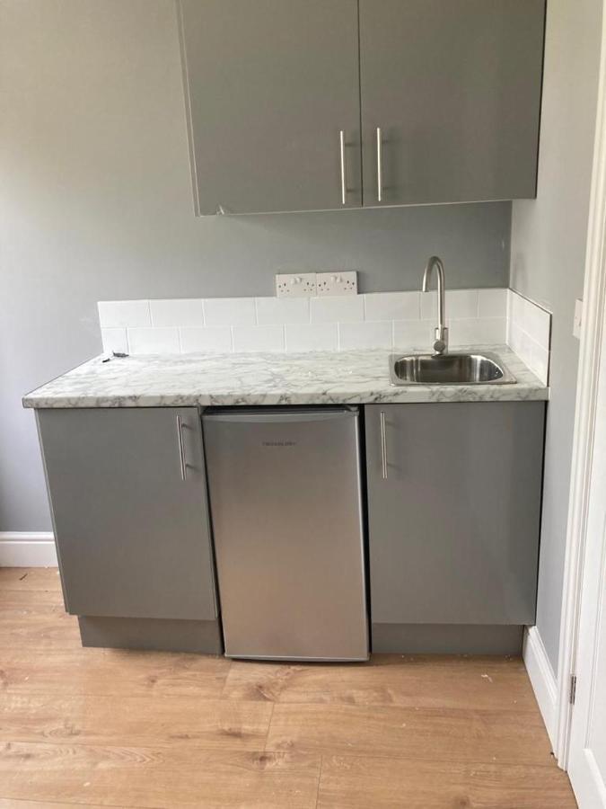 112 Gleneagle Road London