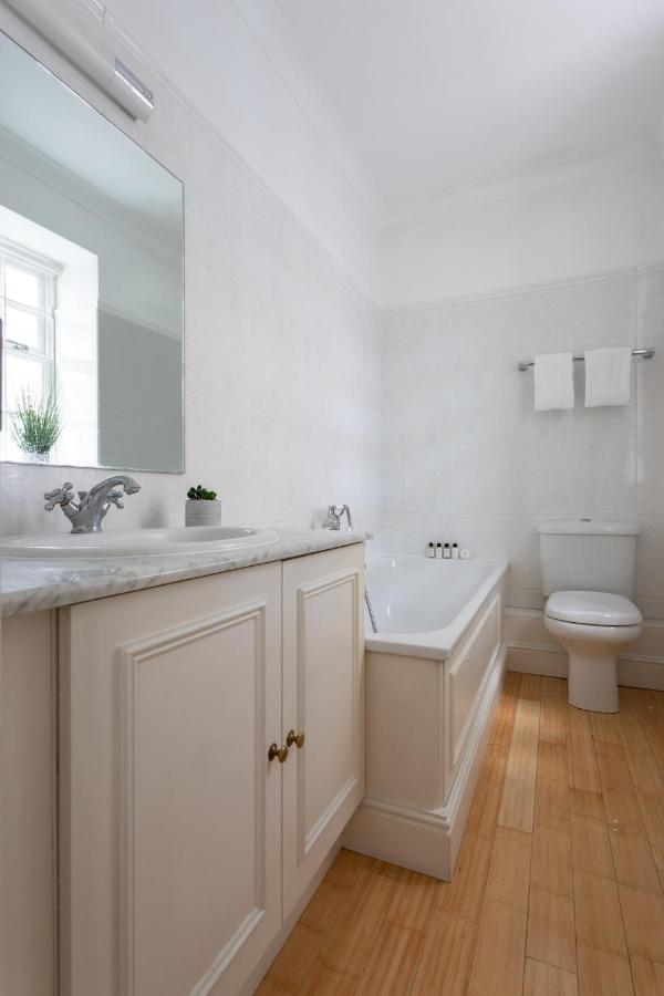Bathurst Mews Iii By Onefinestay * London