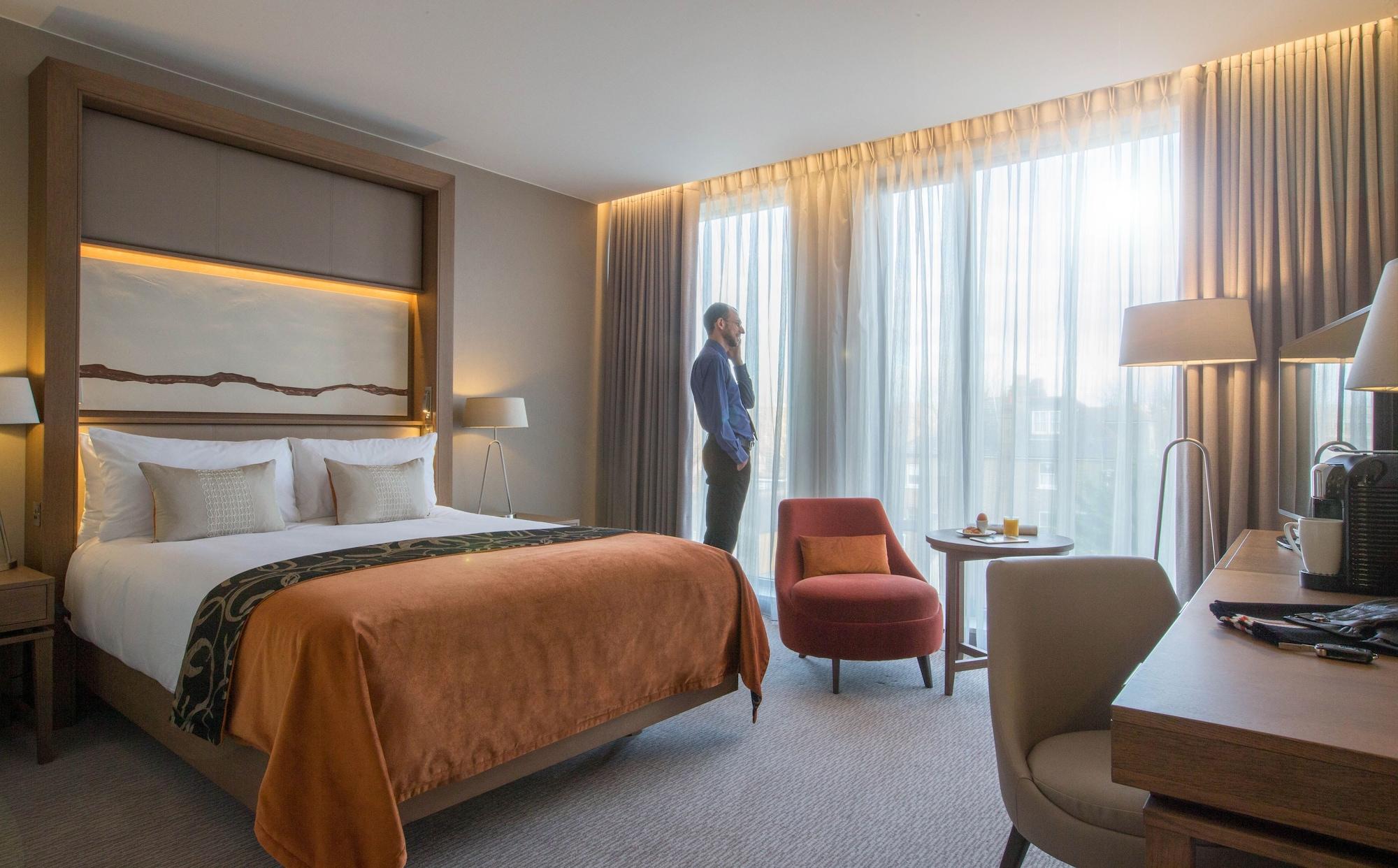 Clayton Chiswick Hotel London
