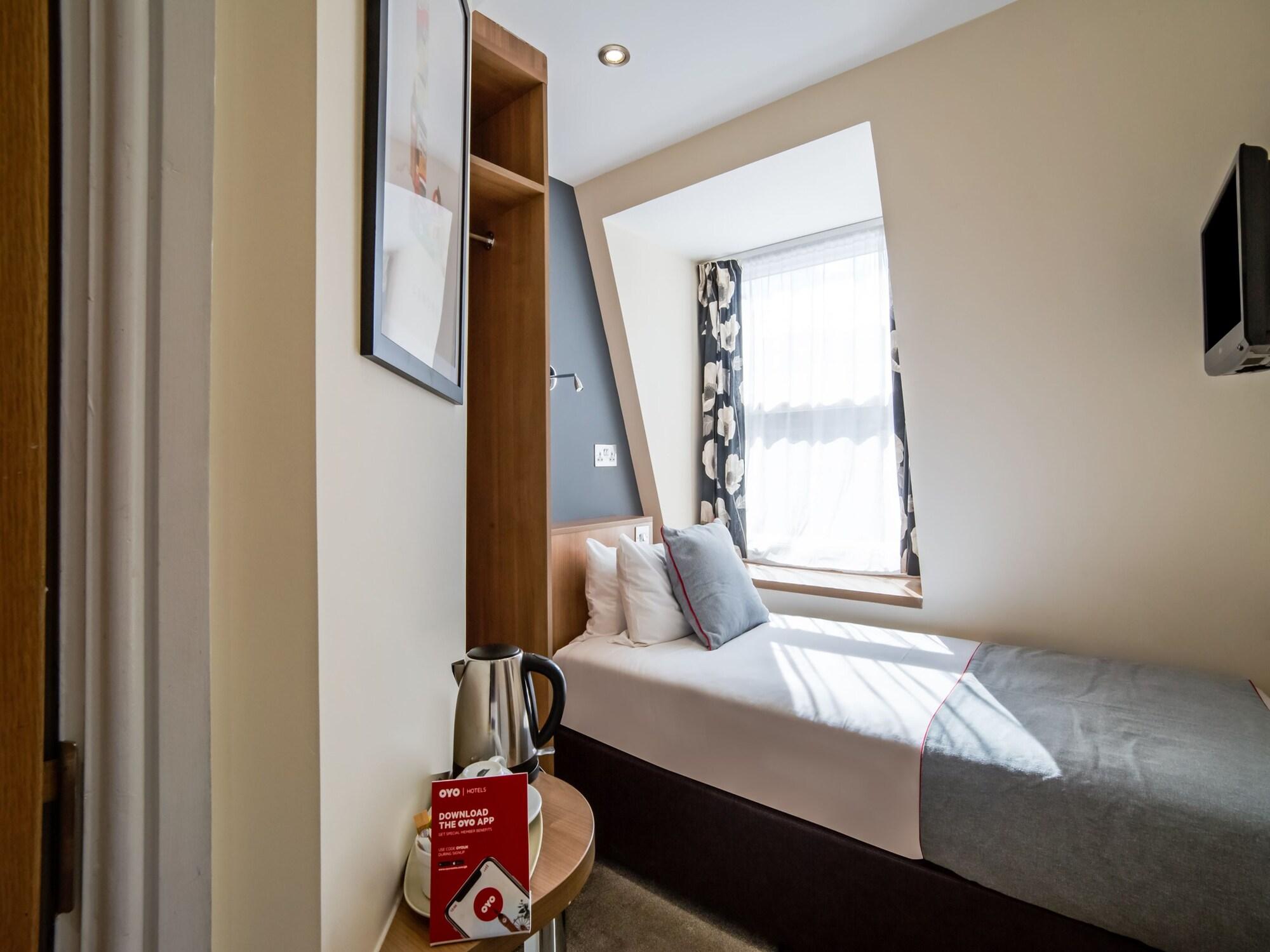 Elysee Hyde Park 3* London
