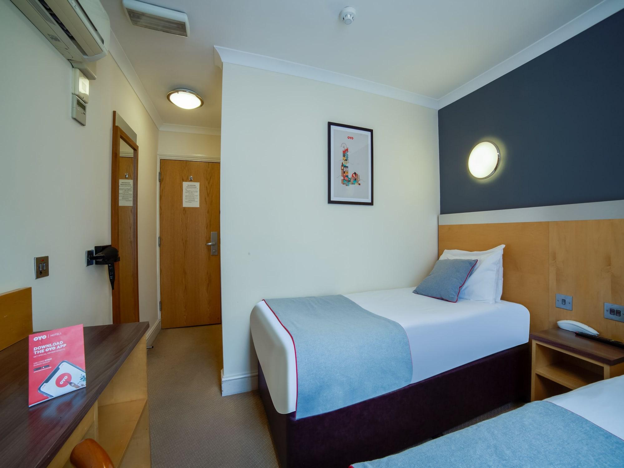 Elysee Hyde Park 3* London