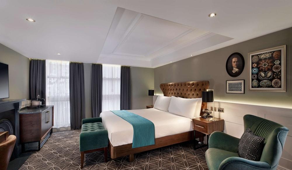 100 Queens Gate Hotel, Curio Collection By Hilton Hotel