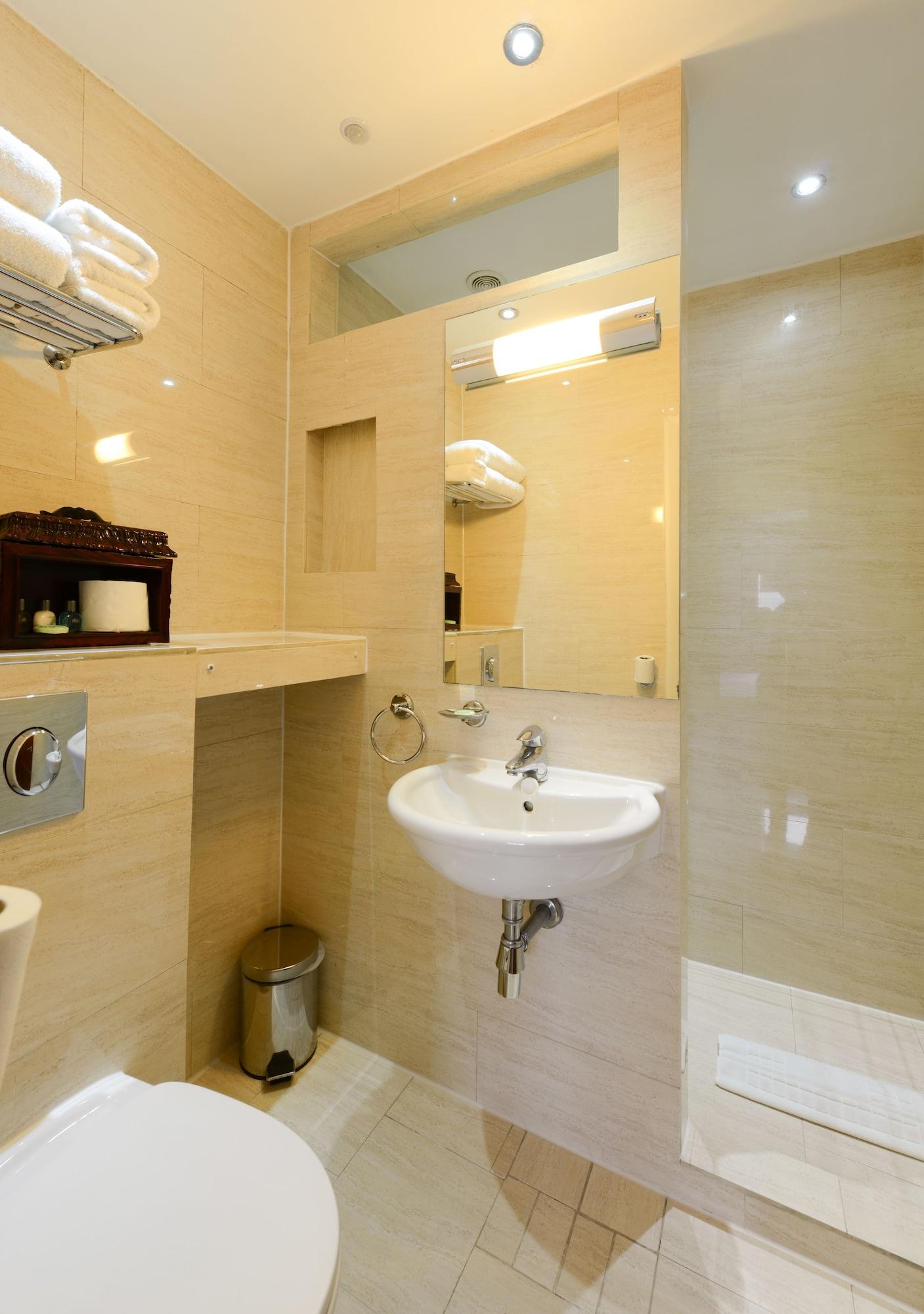 The Edwin Hotel 3*