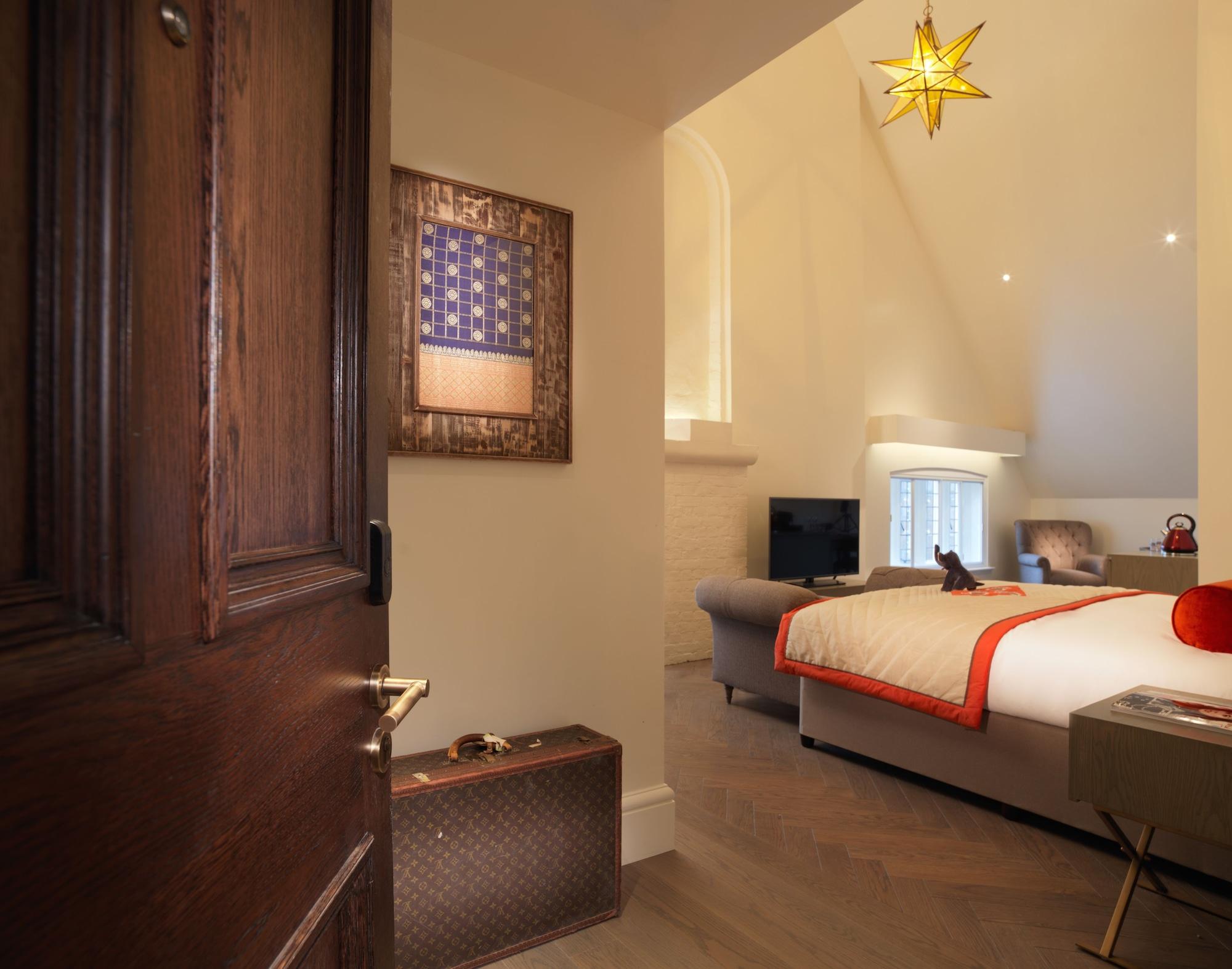 The Lalit Hotel London