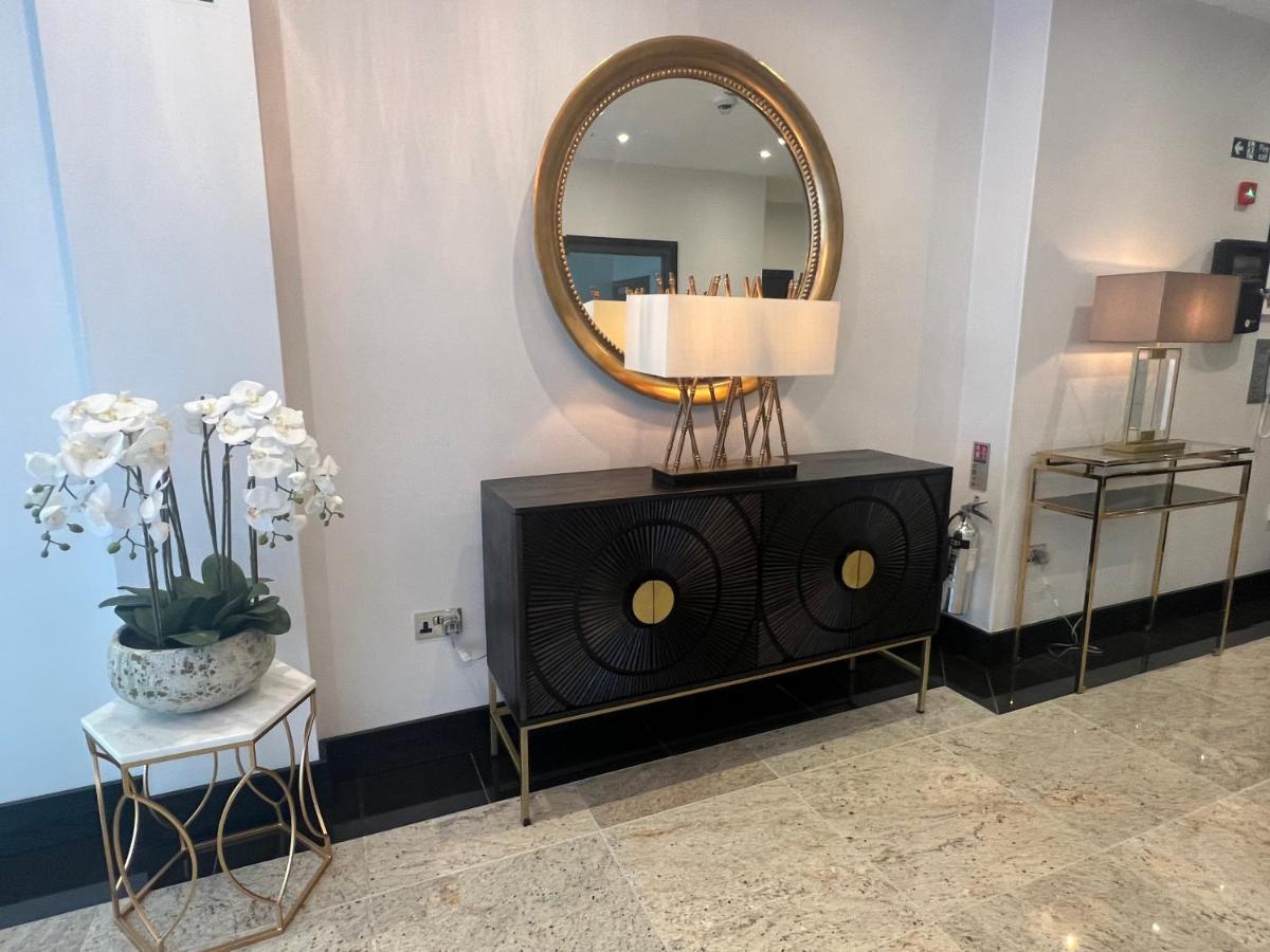 Hatton Garden 4*