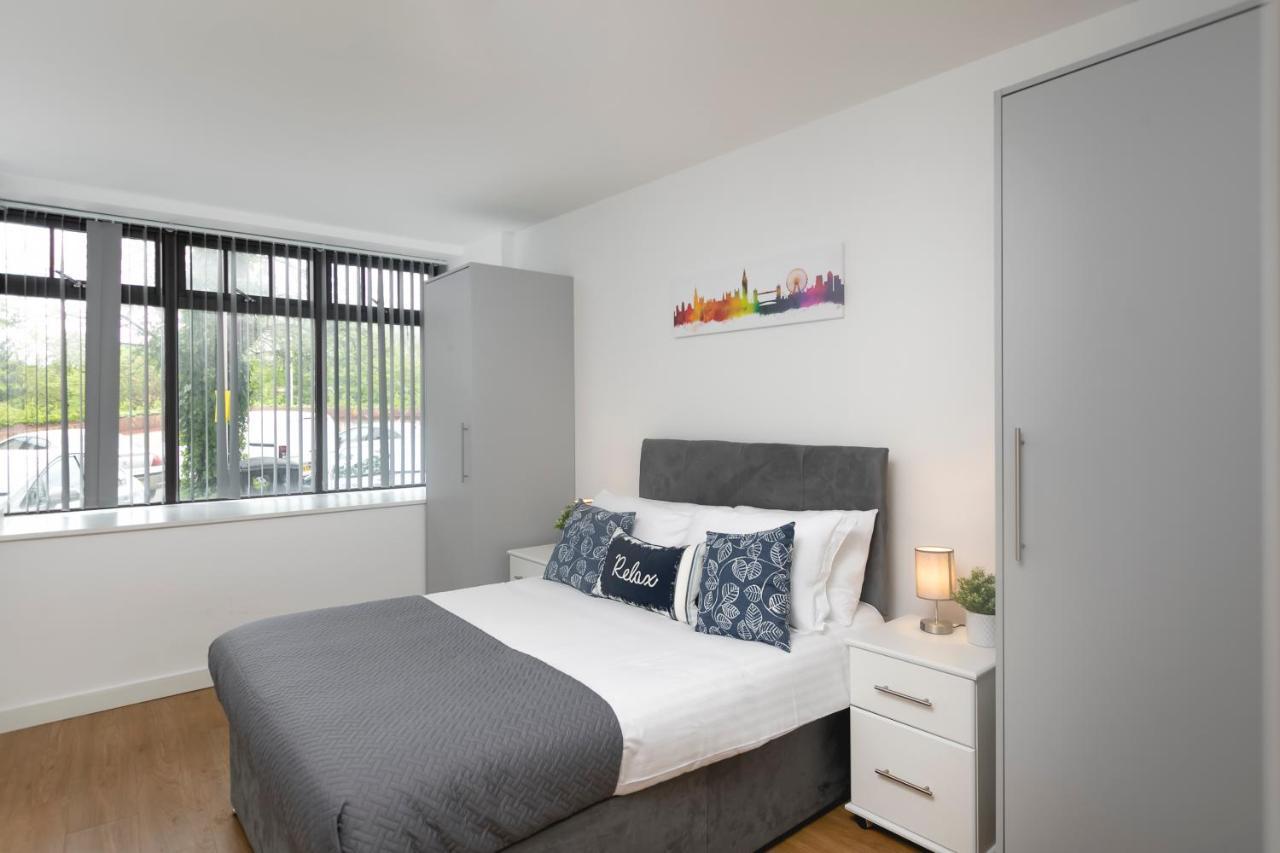 Skyvillion - Beautiful One Bedroom Near Heathrow Airport *